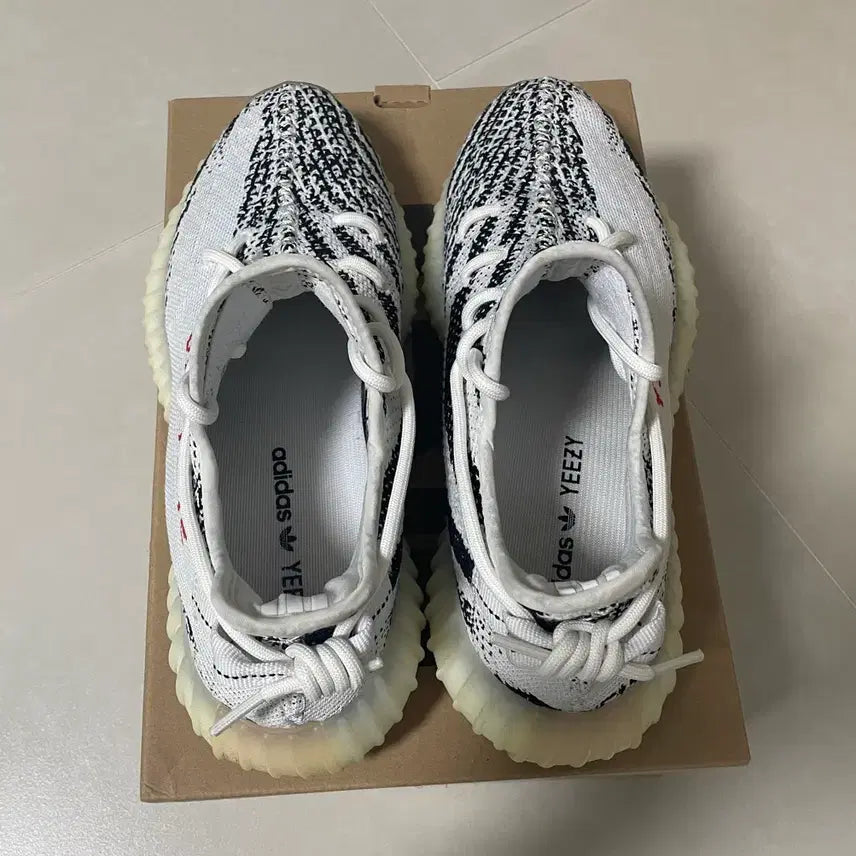 [BUNJANG] Adidas Yeezy Boost Zebra (280) / 이지부스트 지브라 (280)