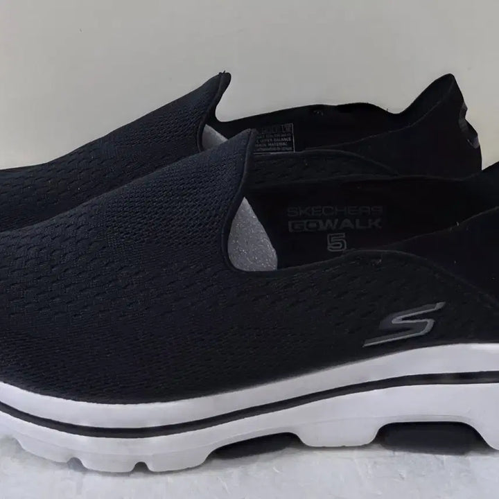 [BUNJANG] Skechers Go Walk 5 Folding Mule Slip-on Black White Sneakers / [270] 스케쳐스 고워크5 폴딩 뮬 슬립온 블랙화이트ㅡ단종매물,최저가