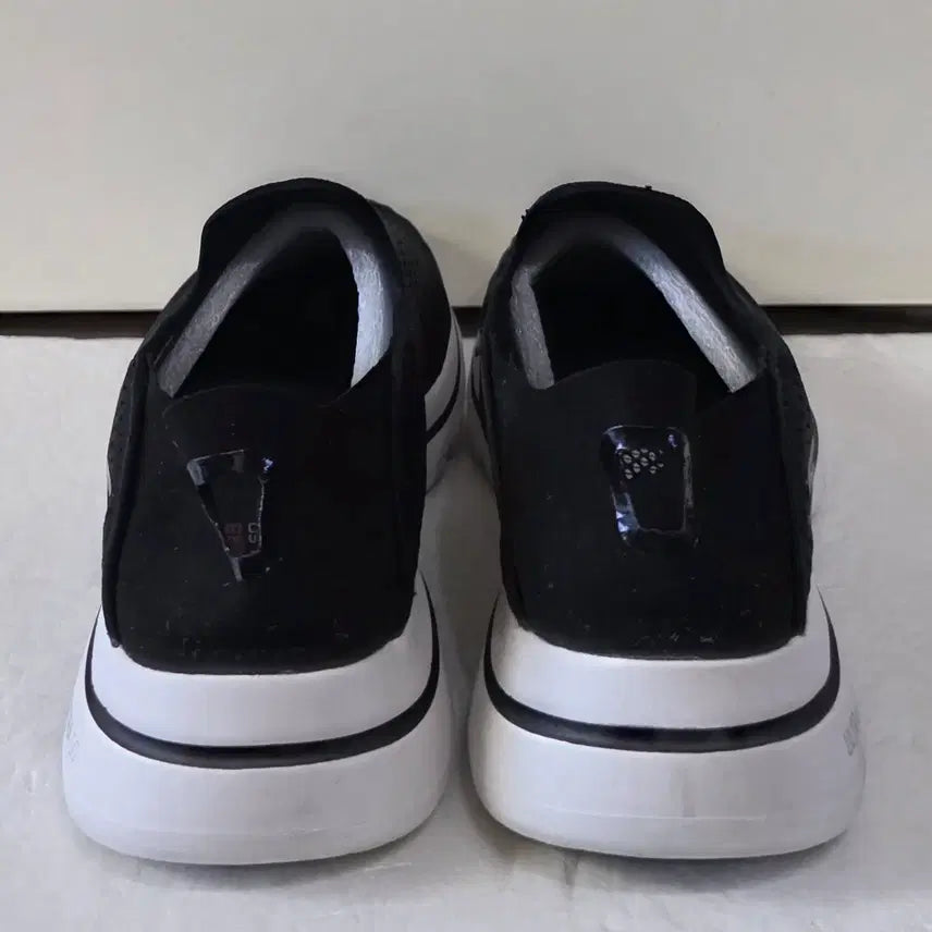 [BUNJANG] Skechers Go Walk 5 Folding Mule Slip-on Black White Sneakers / [270] 스케쳐스 고워크5 폴딩 뮬 슬립온 블랙화이트ㅡ단종매물,최저가