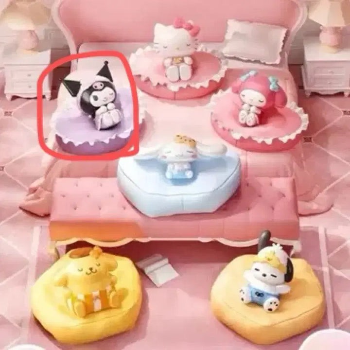 [BUNJANG] Kuromi Sanrio Sleeping Cushion Sofa Figure / 산리오 잠자는 쿠션 소파 피규어 쿠로미