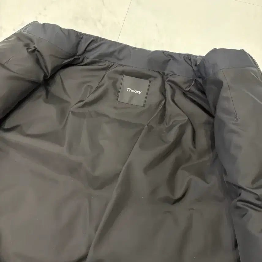 [BUNJANG] Theory Puffer Padded Jacket / theory puffer padded jacket M