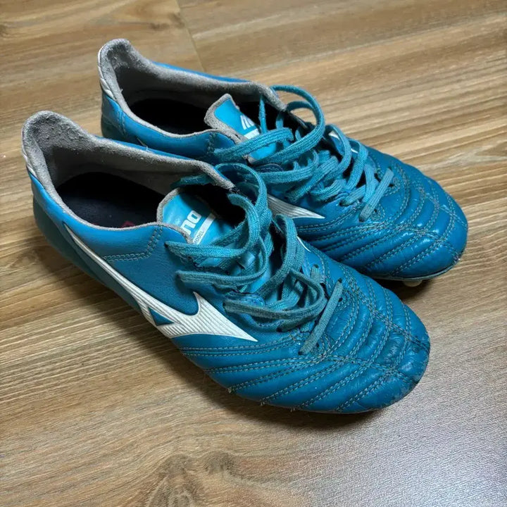 [BUNJANG] Mizuno Morelia Neo 2 MD 230 Soccer Cleats / 미즈노 모렐리아 네오 2 MD 230 축구화