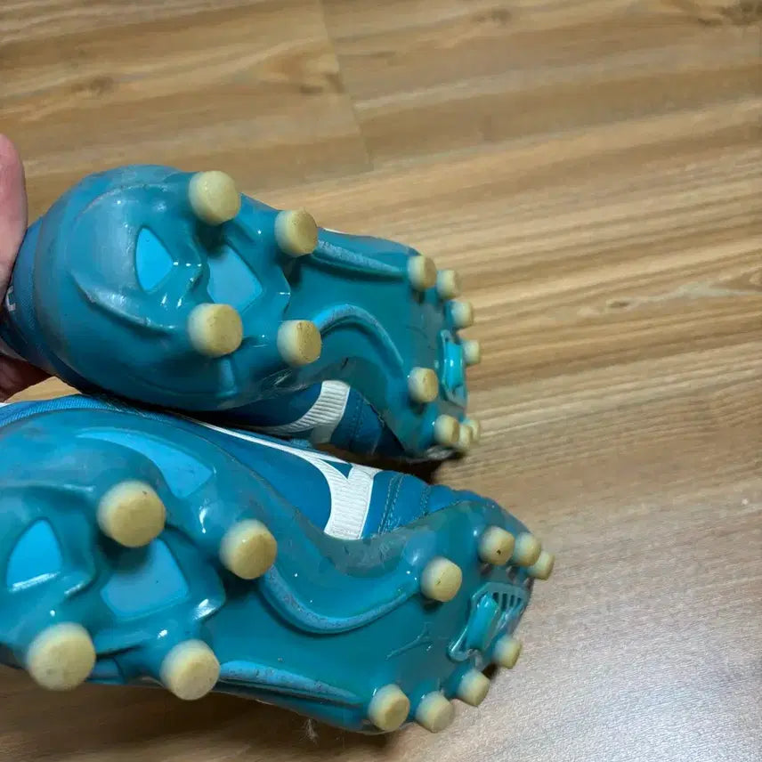 [BUNJANG] Mizuno Morelia Neo 2 MD 230 Soccer Cleats / 미즈노 모렐리아 네오 2 MD 230 축구화