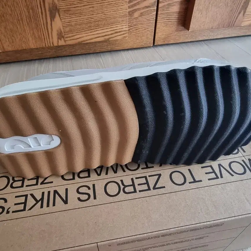 [BUNJANG] Nike Air Max Dawn Gray 290mm / 나이키 에어 맥스 던 그레이 290mm 새상품