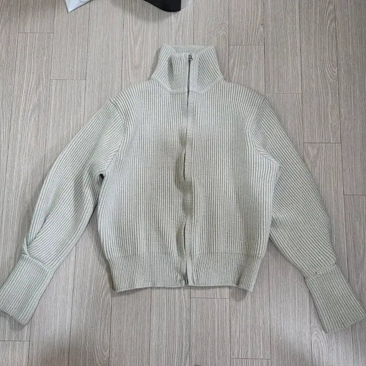 [BUNJANG] Edmore Alma Knit Zip-up Cardigan Oatmeal / 에드모어 알마 니트집업 가디건 오트밀