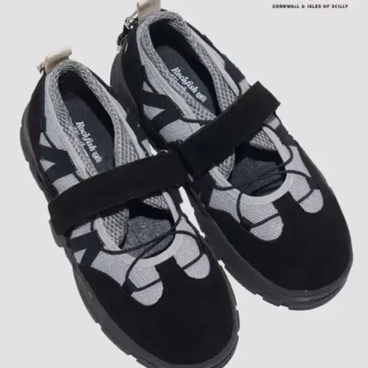 [BUNJANG] GLOWNY X ROCKFISH BRYN VELCRO SNEAKERS / [GLOWNY X ROCKFISH] BRYN VELCRO SNEAKERS