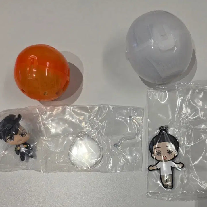 [BUNJANG] Winbre Capsule Figure (Sakura) + Rubber Charm (Suzuri) Bundle Set / [미개봉 일괄] 윈브레 캡슐 피규어(사쿠라)+러버참(스즈리)