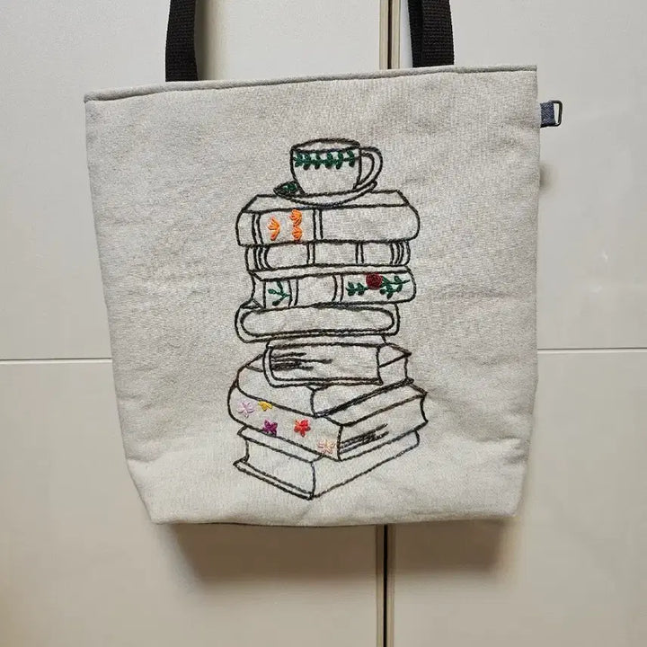 [BUNJANG] Handmade Embroidered Eco Bag / 수제 자수 에코백