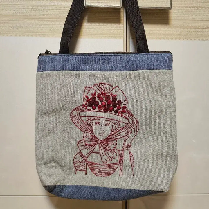 [BUNJANG] Handmade Embroidered Eco Bag / 수제 자수 에코백