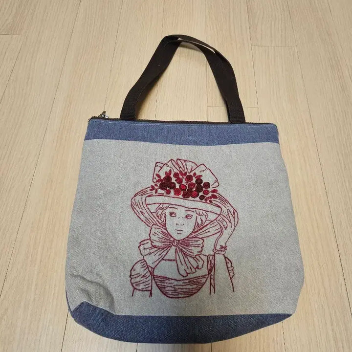 [BUNJANG] Handmade Embroidered Eco Bag / 수제 자수 에코백