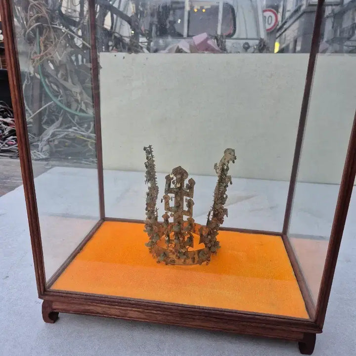 [BUNJANG] Vintage Crown / 23   36   49 센치 왕관 옛날꺼 오래된것 케이스규격