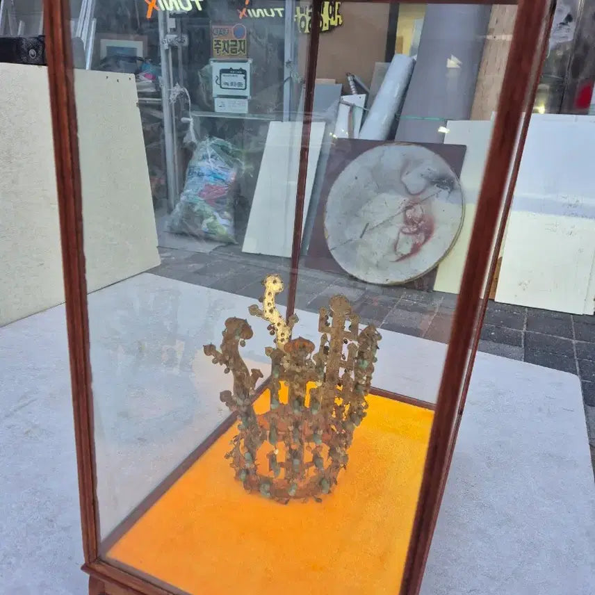 [BUNJANG] Vintage Crown / 23   36   49 센치 왕관 옛날꺼 오래된것 케이스규격