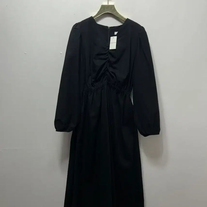 [BUNJANG] Mellow Black Shirring Long Dress / 멜로우 블랙 셔링 롱 원피스 새상품