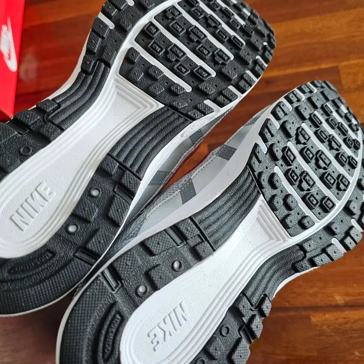 [BUNJANG] Nike P6000 Running Shoes (Women's) / 나이키 P6000 운동화 여성 러닝화 HV5064-002 245