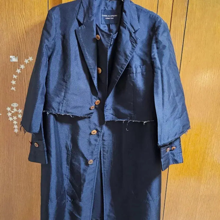 [SOLD OUT] 20AW 꼼데가르송 옴므플러스 케이프 코트 M 블랙