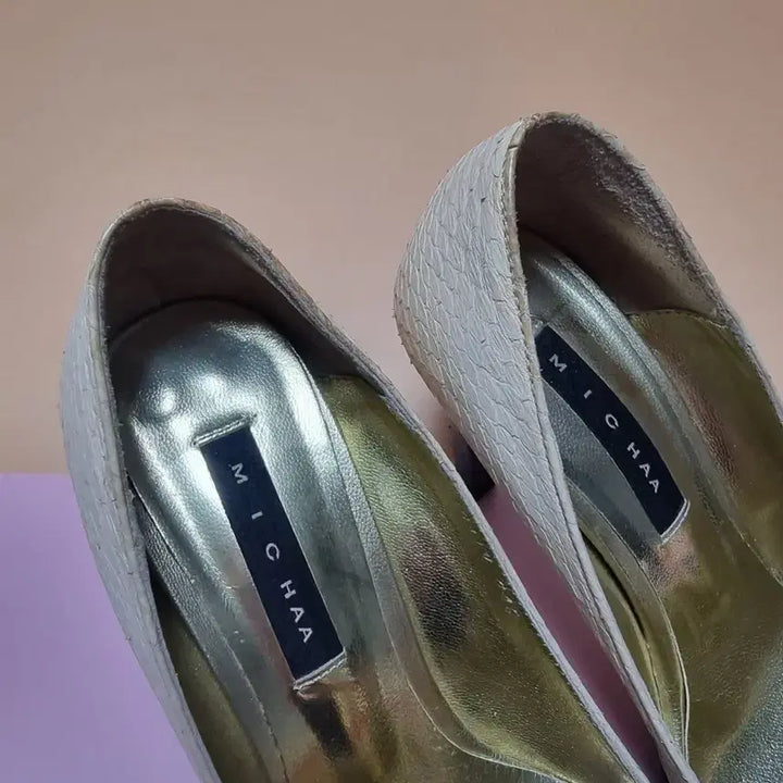 [BUNJANG] Pumps Hill 240 Ivory Black Ribbon / 펌프스힐 240 아이보리 블랙 리본