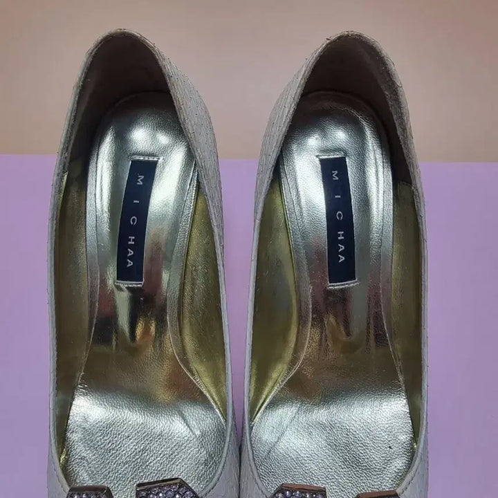 [BUNJANG] Pumps Hill 240 Ivory Black Ribbon / 펌프스힐 240 아이보리 블랙 리본