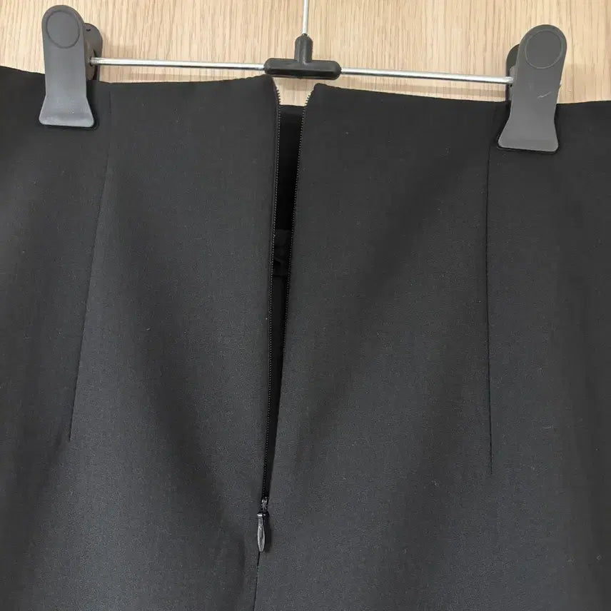 [BUNJANG] Attrangs H-Line Black Skirt / 아뜨랑스 H라인 검정 블랙 면접 치마 스커트 롱L