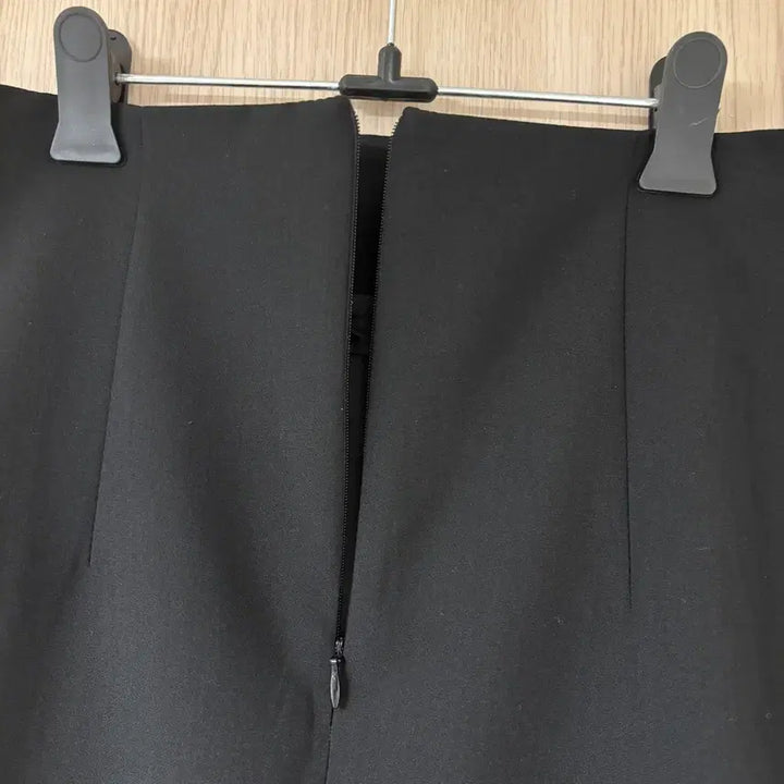 [BUNJANG] Attrangs H-Line Black Skirt / 아뜨랑스 H라인 검정 블랙 면접 치마 스커트 롱L