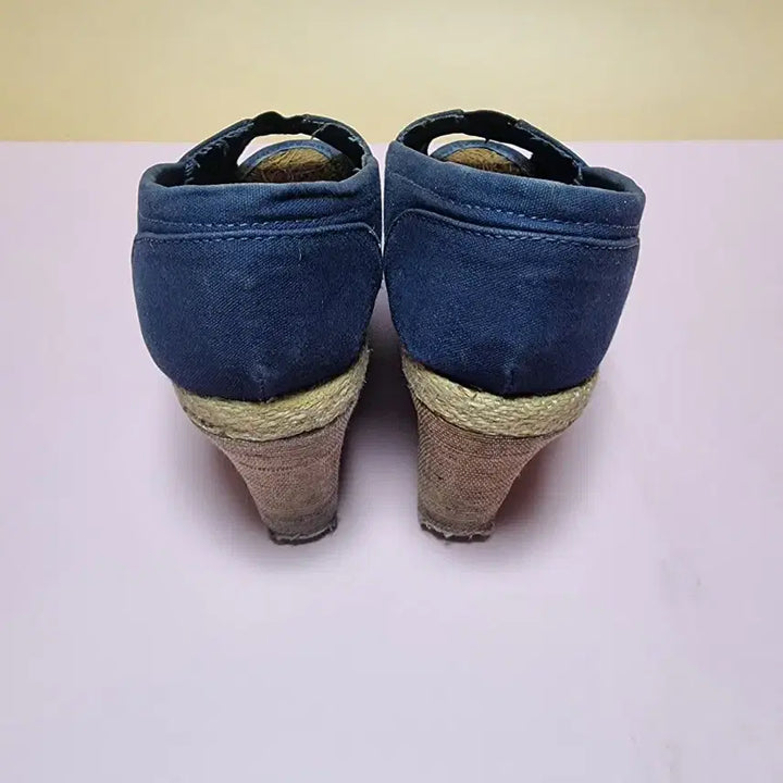[BUNJANG] Blue Open-toe Wedge Heels / 블루 240 오픈토 웨지힐