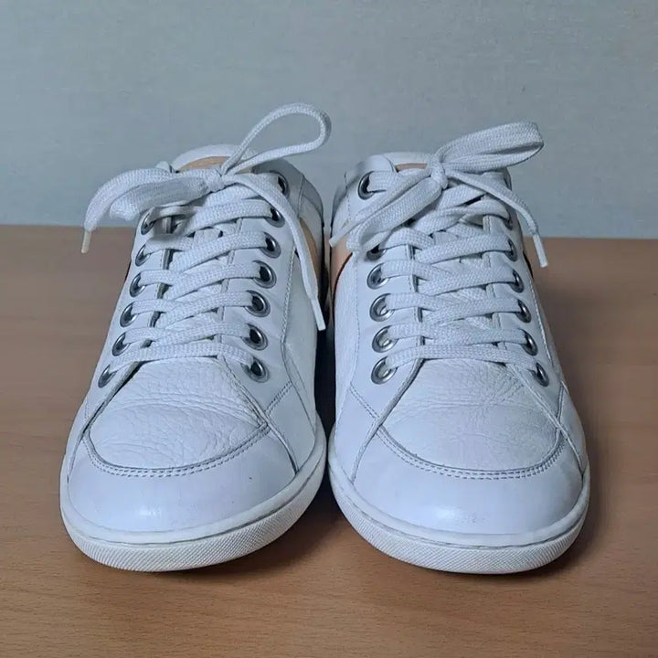 [BUNJANG] Louis Vuitton Leather Sneakers / 루이비통 6.5 약260 가죽 스니커즈