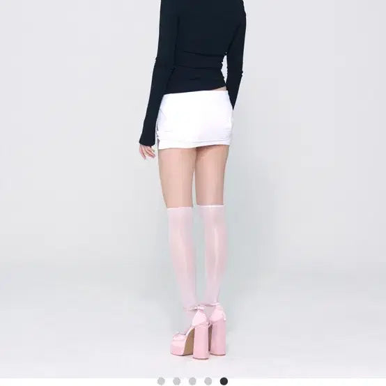 [SOLD OUT] 본네 Bonnae 카라 그래픽 탑 블랙