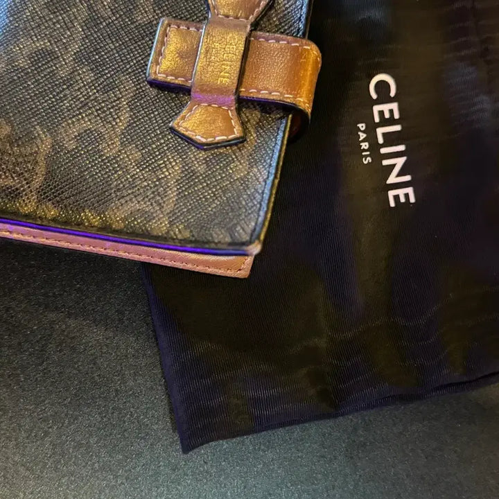[BUNJANG] Celine Triomphe Wallet / 셀린느 트리옹프 반지갑