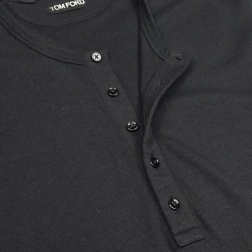 [BUNJANG] Tom Ford Henley Long Sleeve T-Shirt / 톰포드 헨리넥 긴팔 티셔츠
