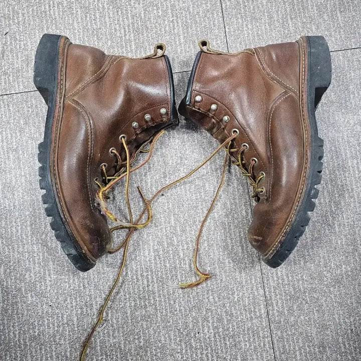 [BUNJANG] Red Wing Walker / 레드윙 워커