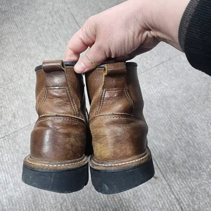 [BUNJANG] Red Wing Walker / 레드윙 워커