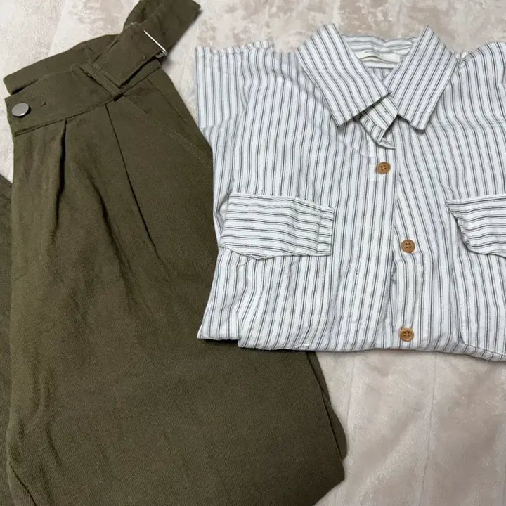 [BUNJANG] Monday Off Stripe Shirt &amp; Cotton Pants Bundle Set / 먼데이오프 셔츠,코튼팬츠
