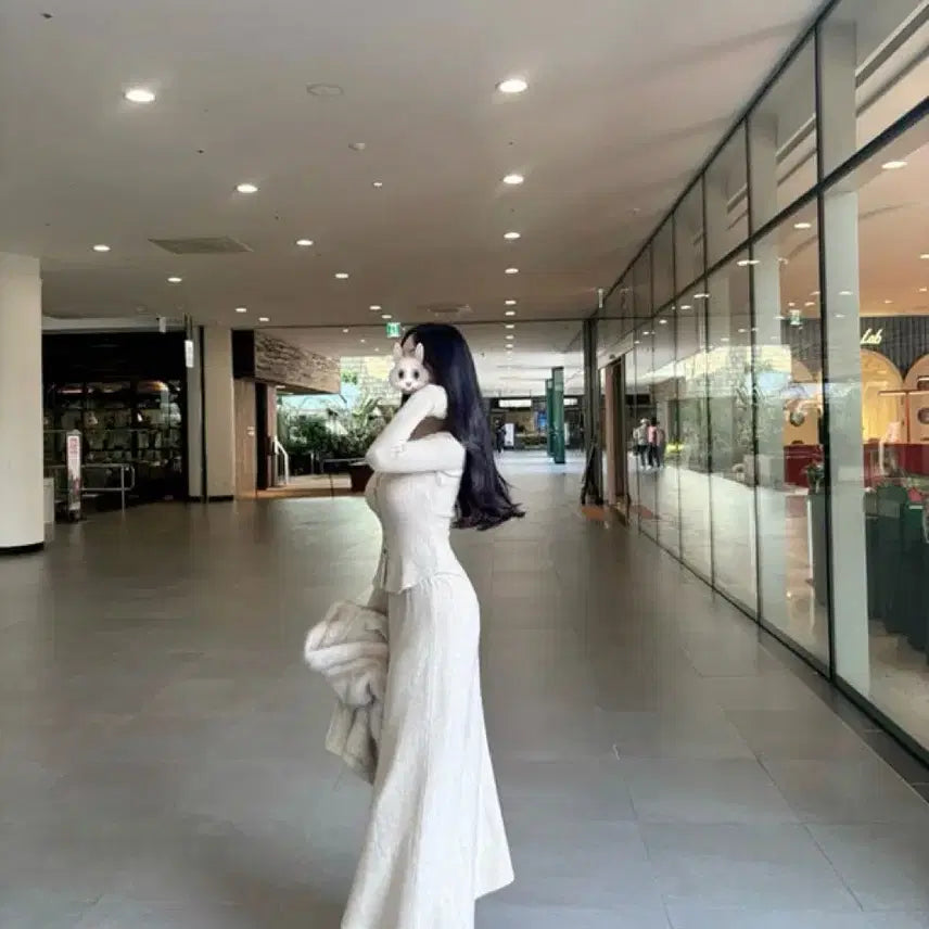 [BUNJANG] New Deep Line Set (Light Beige) / 수입의류 뉴 딥 라인 세트(라이트베이지 1장)