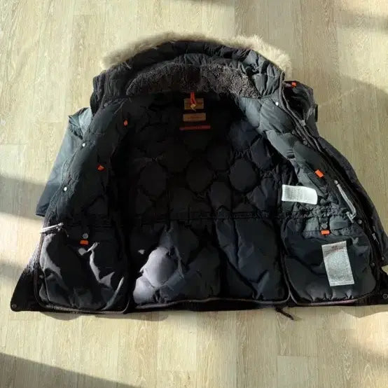 [BUNJANG] Parajumpers Black Padded Jacket S / 파라점퍼스 블랙패딩 S
