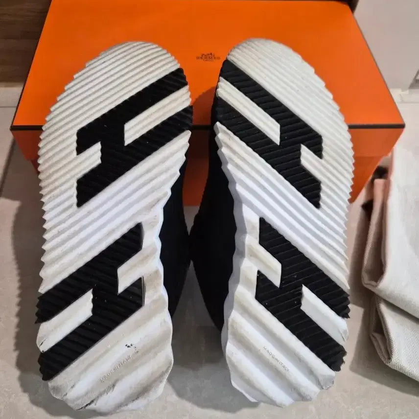 [BUNJANG] Hermes Bouncing Sneakers / 에르메스 바운싱 스니커즈