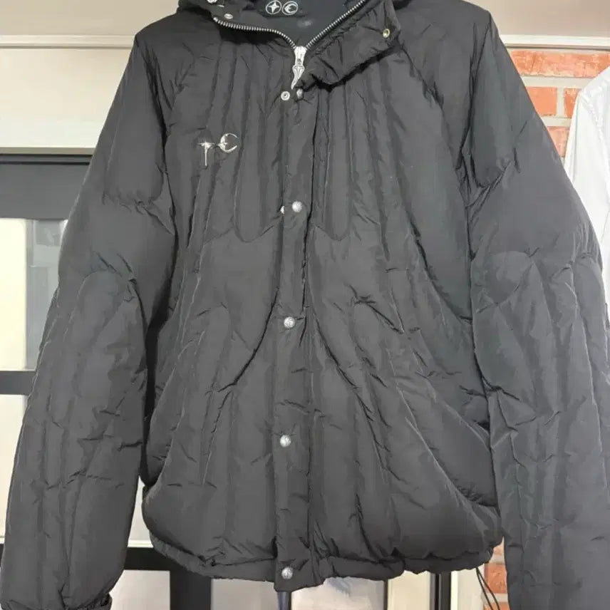 [BUNJANG] THUG CLUB Cave Size 3 Padded Jacket / 떠그클럽 케이브 3사이즈