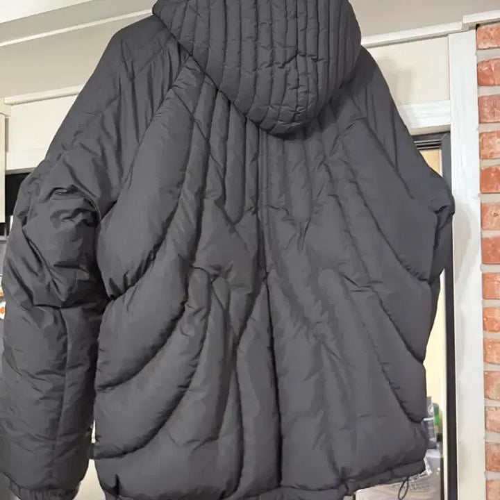[BUNJANG] THUG CLUB Cave Size 3 Padded Jacket / 떠그클럽 케이브 3사이즈