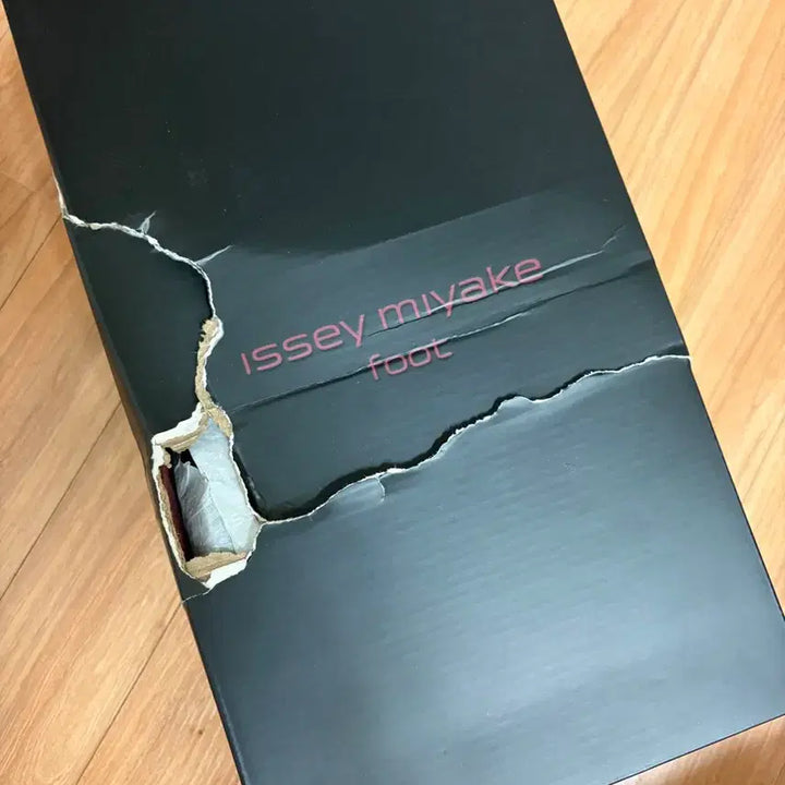 [BUNJANG] Asics x Issey Miyake Hyper Taping Black Sneakers / [285] 아식스x이세이 미야케 하이퍼 테이핑 블랙