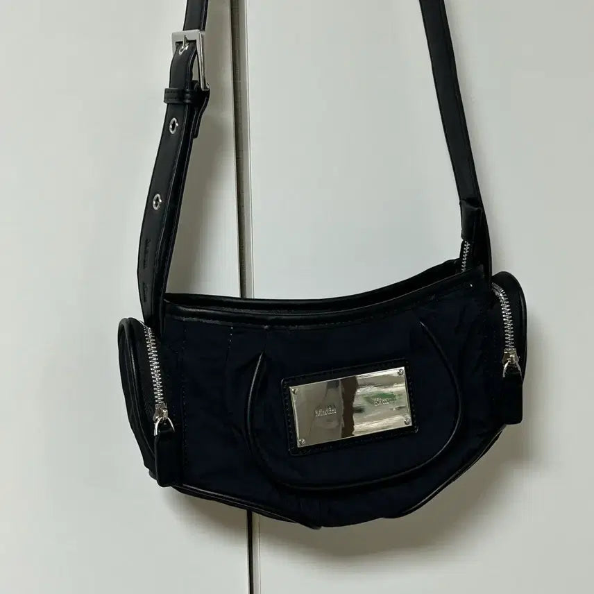 [BUNJANG] Matinkim Shoulder Bag / 마뗑킴 숄더백