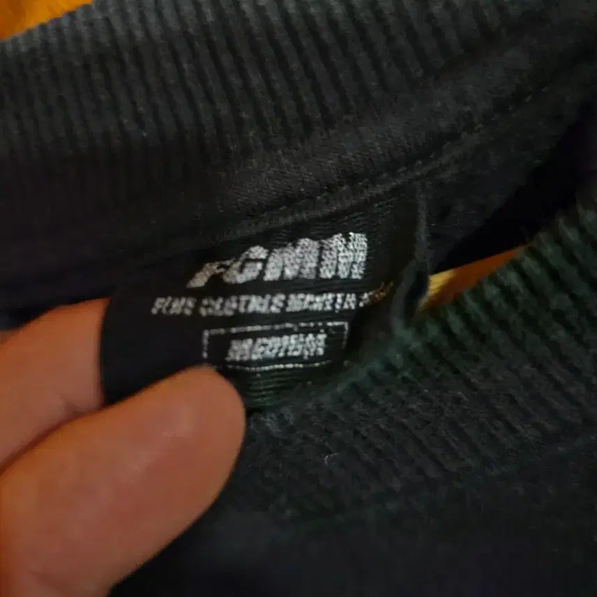 [BUNJANG] FCMM Black Sweatshirt M / FCMM 블랙 맨투맨 티셔츠 M