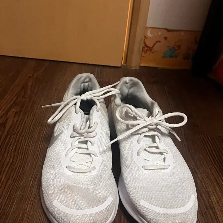 [BUNJANG] Nike Revolution 265 / [265]나이키 레볼루션