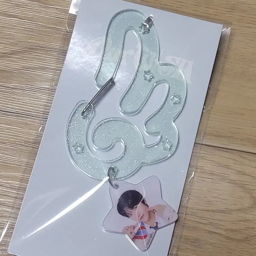 [BUNJANG] NCT WISH Jaehee Our Wish Carabiner / [미개봉] 엔시티위시 일본투어 아워위시 재희 날개 카라비너