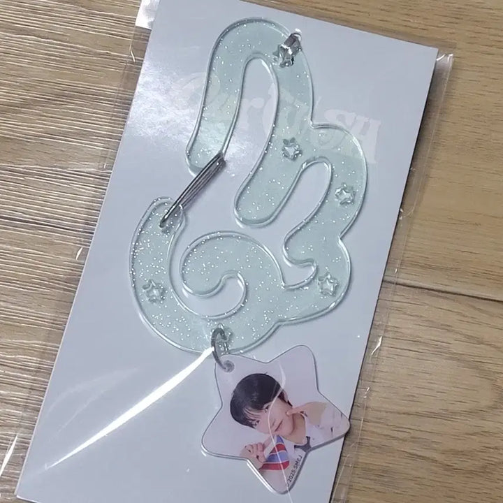 [BUNJANG] NCT WISH Jaehee Our Wish Carabiner / [미개봉] 엔시티위시 일본투어 아워위시 재희 날개 카라비너
