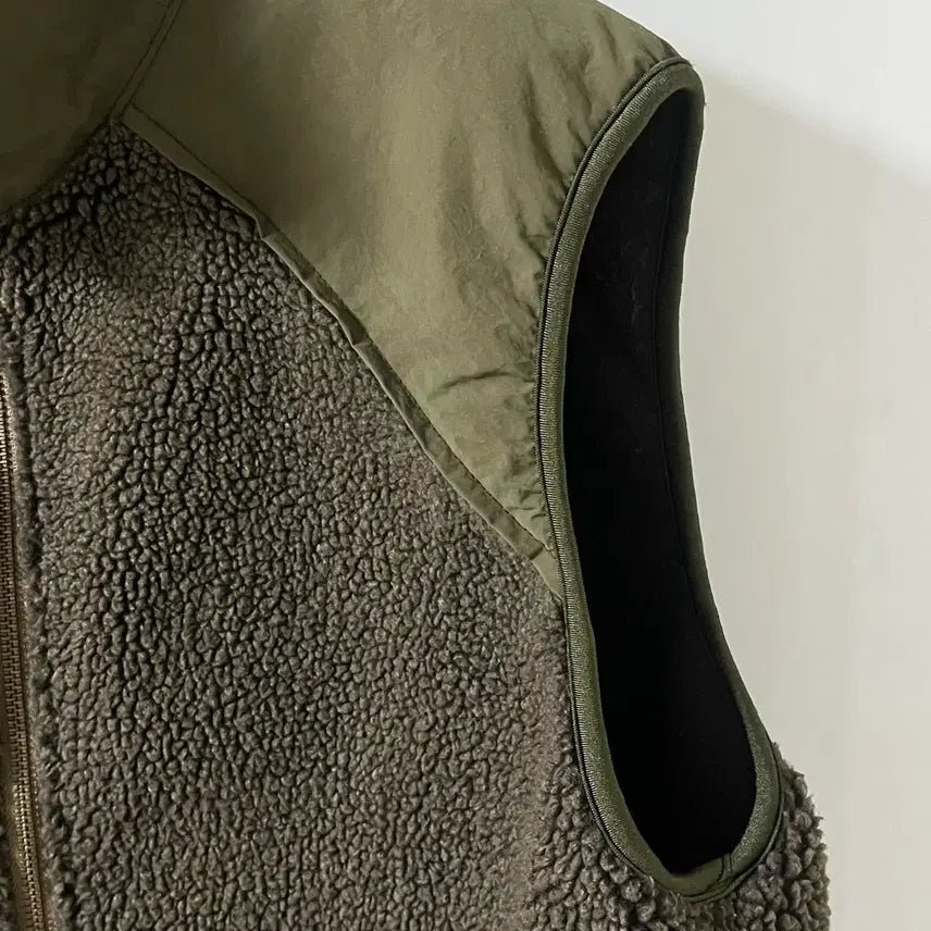 [BUNJANG] BoA Fleece Vest / 오어슬로우 보아 플리스 베스트