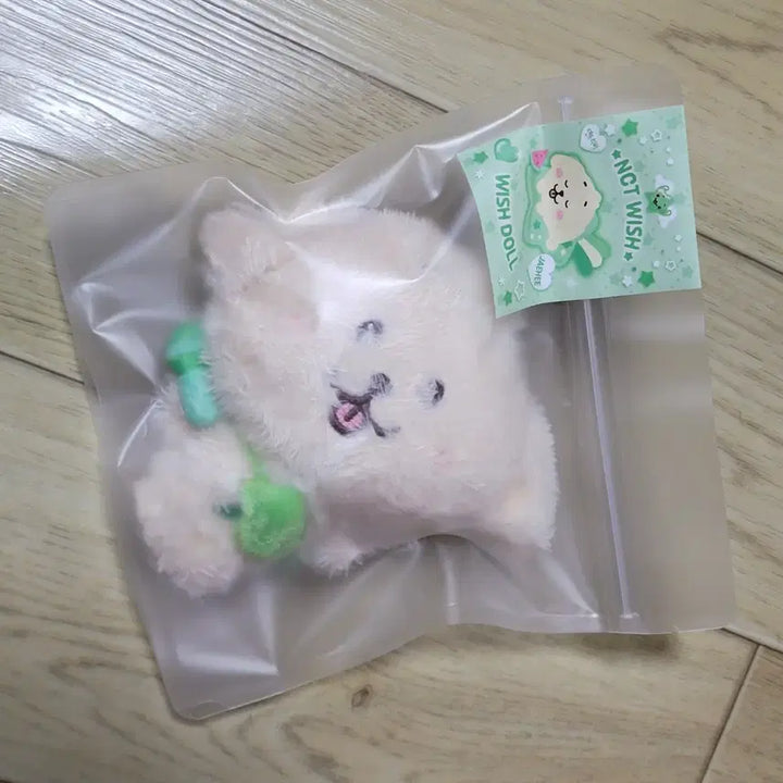 [BUNJANG] NCT-WISH Jaehee Daeyoung "DengTrieber" Original First Edition Doll (Sealed) / [초판미개봉] 엔시티위시 오리지널 원조 위시돌 댕트리버 재희 대영 양도