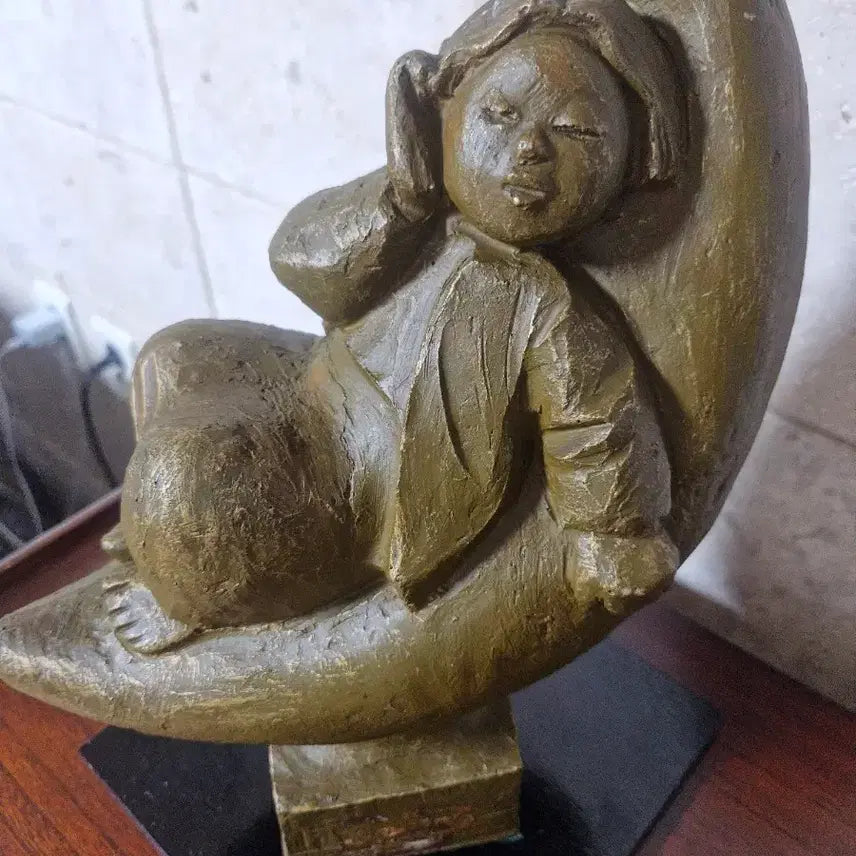 [BUNJANG] Marble Moon Sculpture Decoration / 마블 달 조각상 장식품 인테리어용