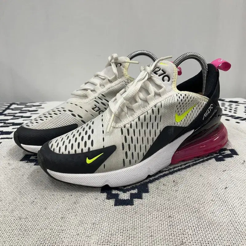 [BUNJANG] Nike Air Max 270 Sneakers Running Shoes 235 / 나이키 에어맥스 270 운동화 러닝화 235 E02175