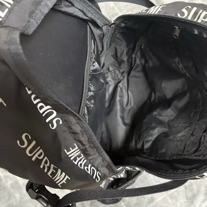[BUNJANG] Supreme 3M Reflective Backpack / 슈프림 16FW 3M 리플렉티브 백팩