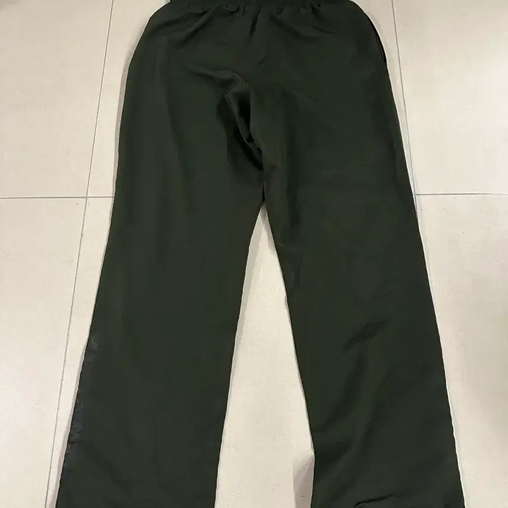 [BUNJANG] Nylon Pants Khaki / 언더아머 나일론팬츠 카키