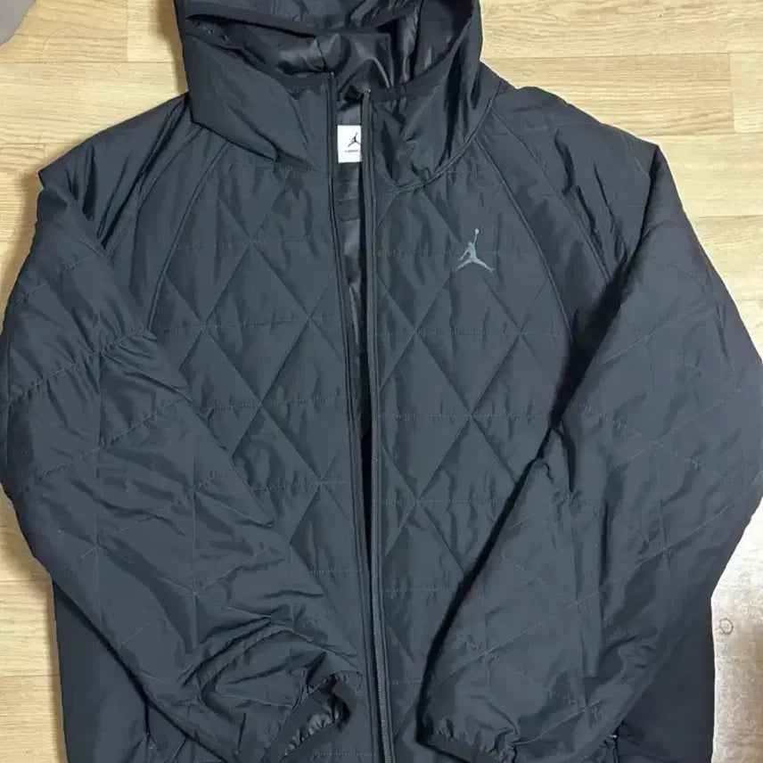 [BUNJANG] Jordan Diamond Quilted Hooded Padded Jacket Black / 조던 다이아몬드 퀼팅 후드 패딩 블랙