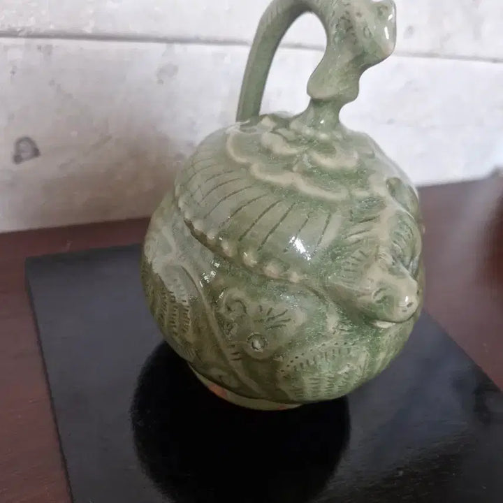 [BUNJANG] Haetae Celadon Ink Stone / 해태 주전자 연적